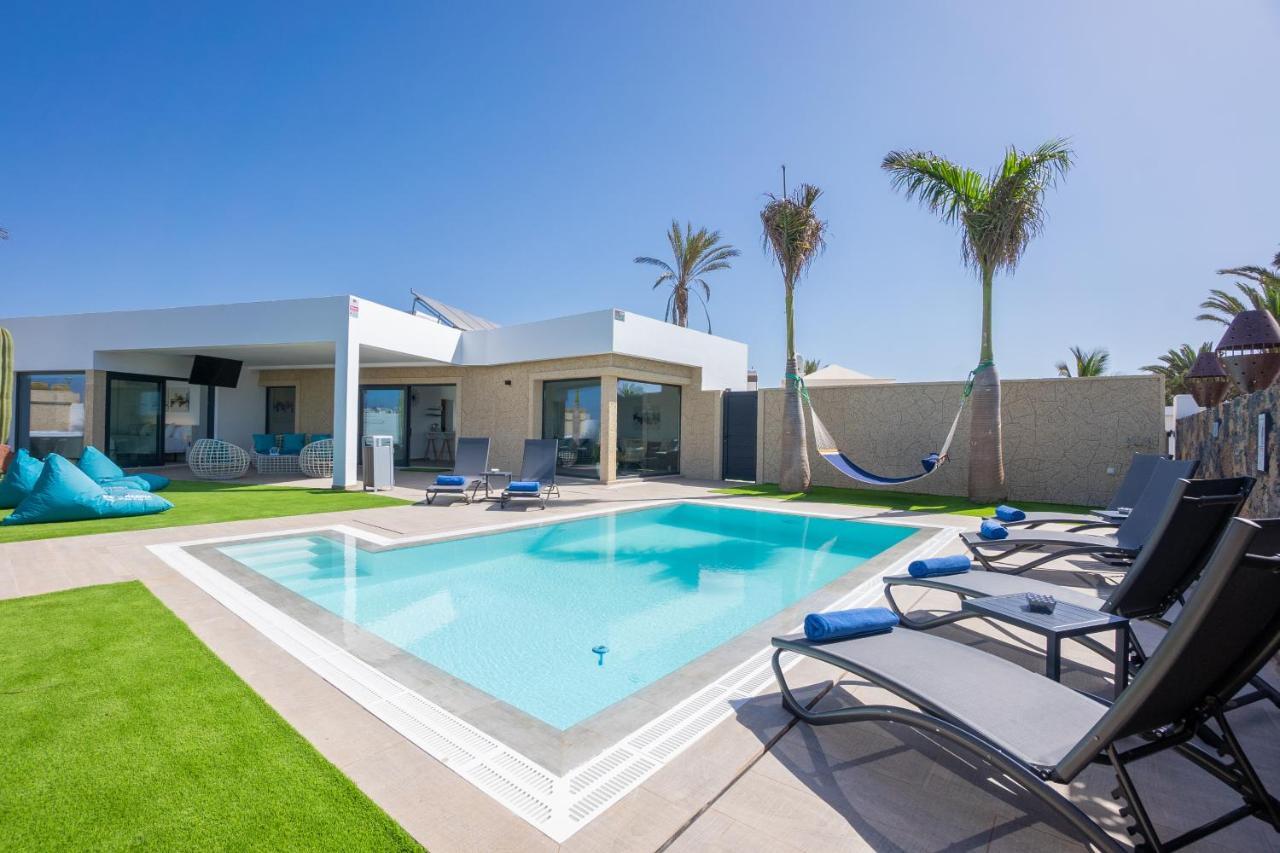 Sea Breeze Villas Lapa And Claca Playa Blanca  Exterior photo